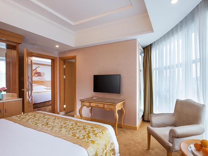 Vienna Hotel Guangdong Zhongshan Nanlang Bagian luar foto