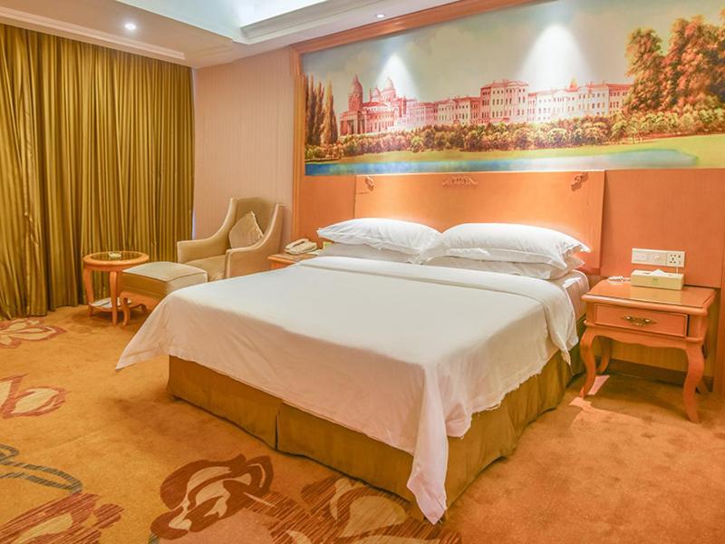 Vienna Hotel Guangdong Zhongshan Nanlang Bagian luar foto